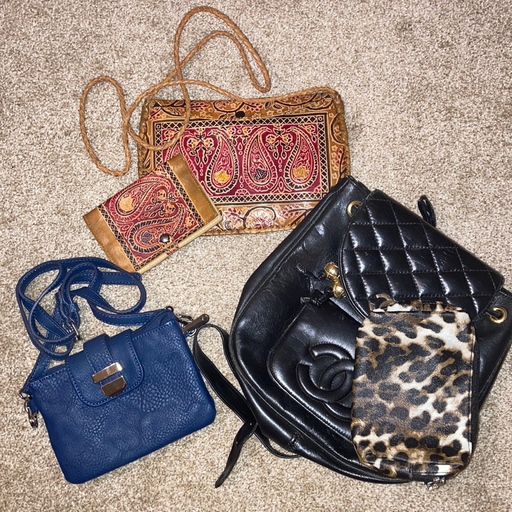Lots of purses and wallets